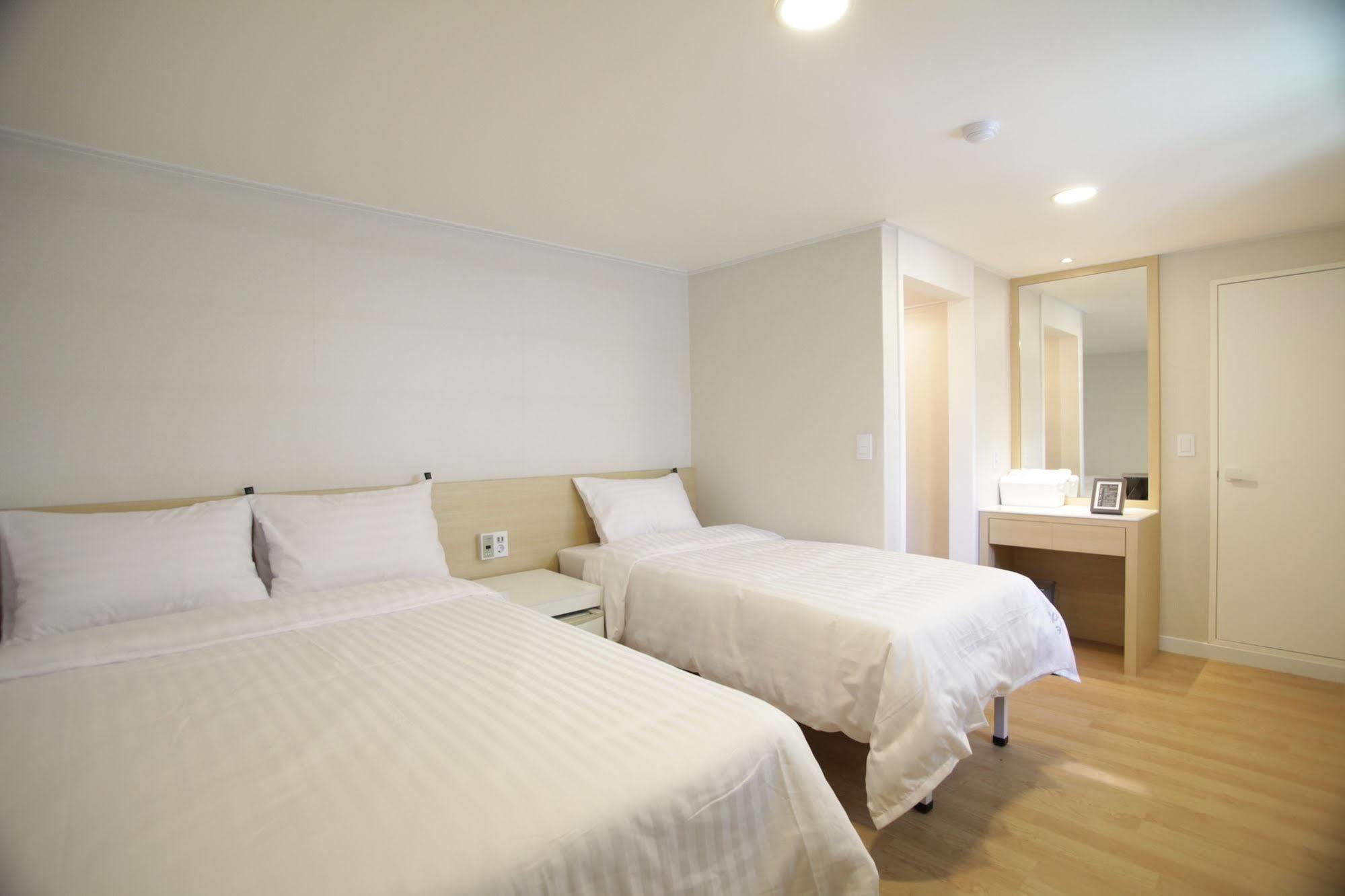 Hotel Sleepy Panda Streamwalk Seoul Jongno المظهر الخارجي الصورة