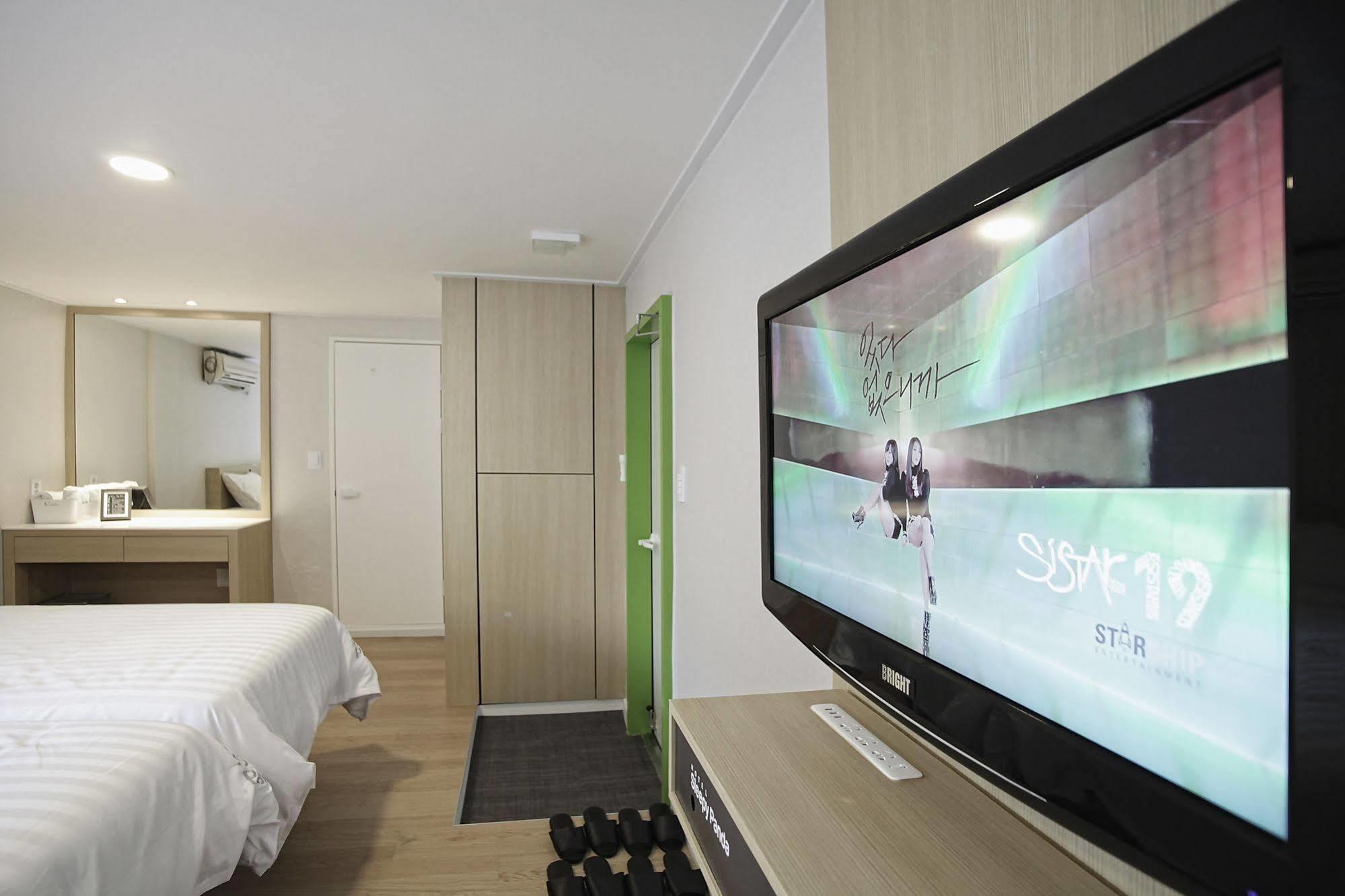 Hotel Sleepy Panda Streamwalk Seoul Jongno المظهر الخارجي الصورة